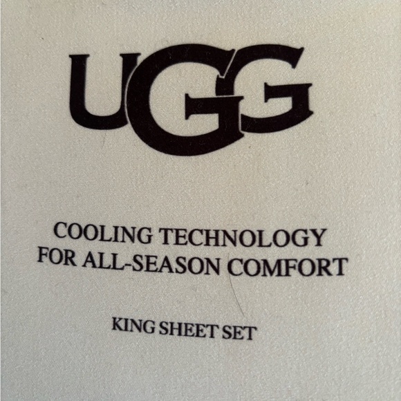 🆕UGG king size sheet set❤️ - Picture 3 of 7